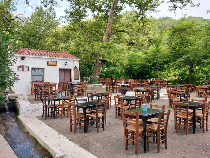 Καφενείον Τα Θέρμα (Cafe Therma)